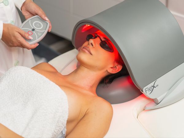 Dermalux Flex MD & LED terapija Dermalux Flex MD & LED terapija